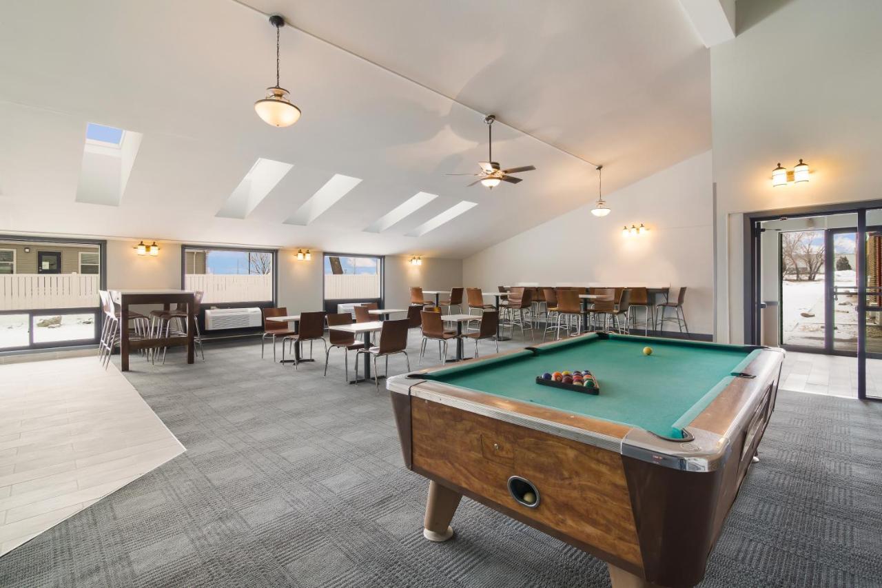 Econo Lodge Williston Buitenkant foto